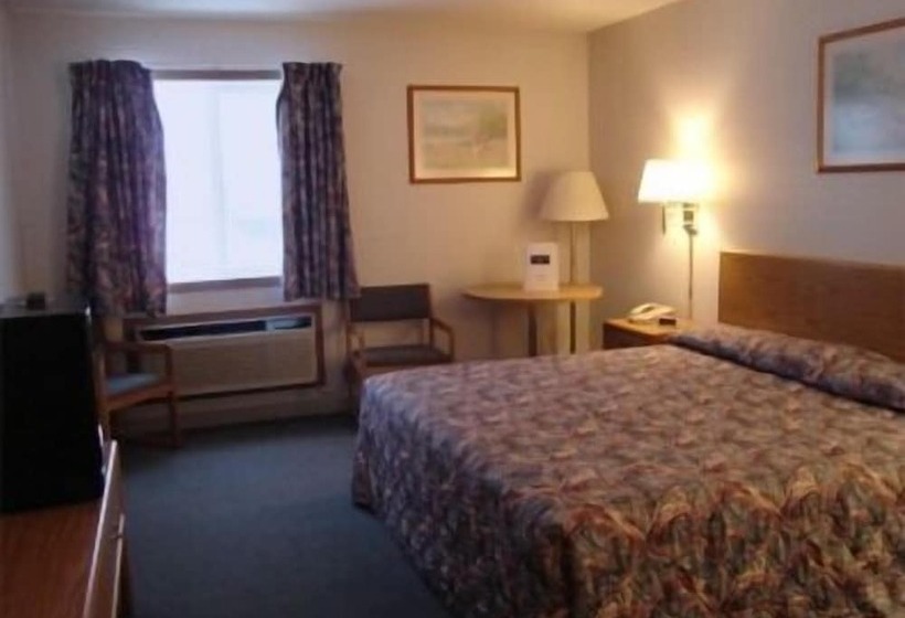 فندق Eastwood Inn