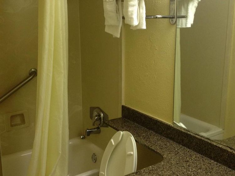 酒店 Econo Lodge Airport