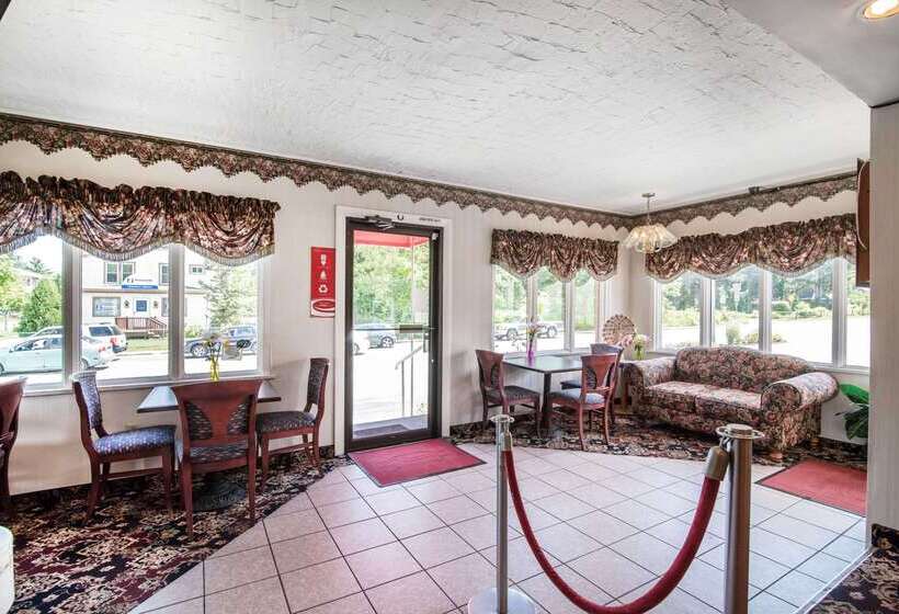 فندق Econo Lodge Brattleboro