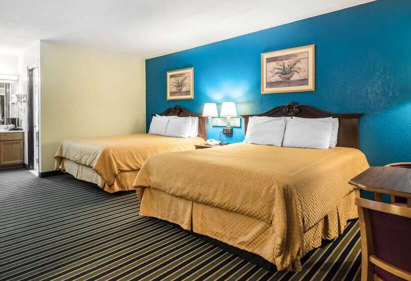 فندق Econo Lodge Brattleboro