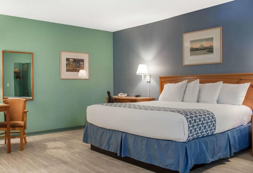 فندق Econo Lodge South