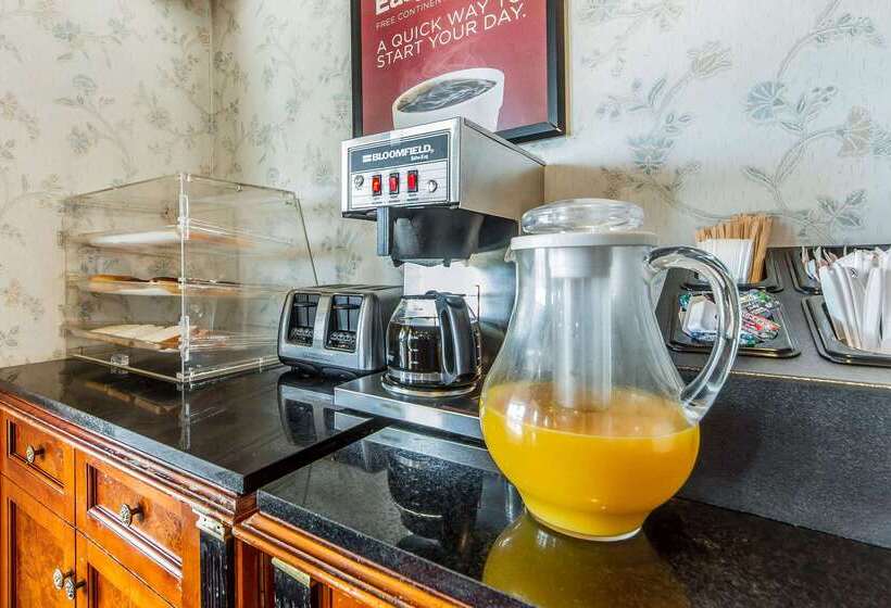 فندق Econo Lodge Castro Valley I580