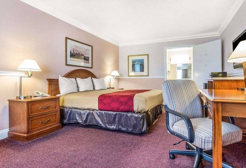 فندق Econo Lodge Castro Valley I580