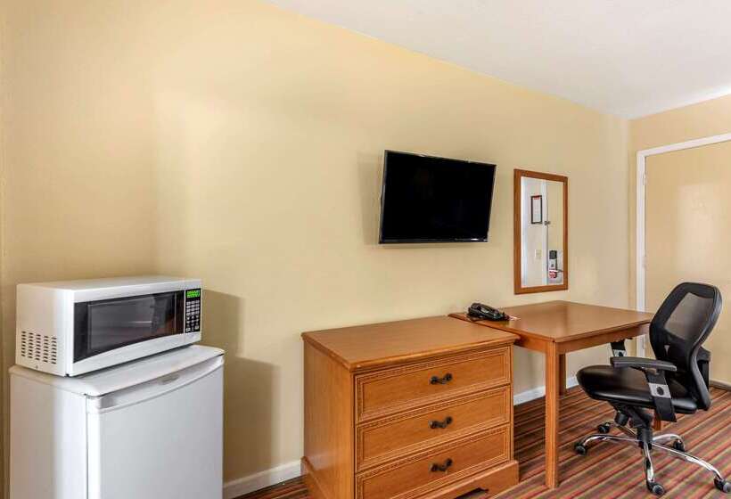 فندق Econo Lodge