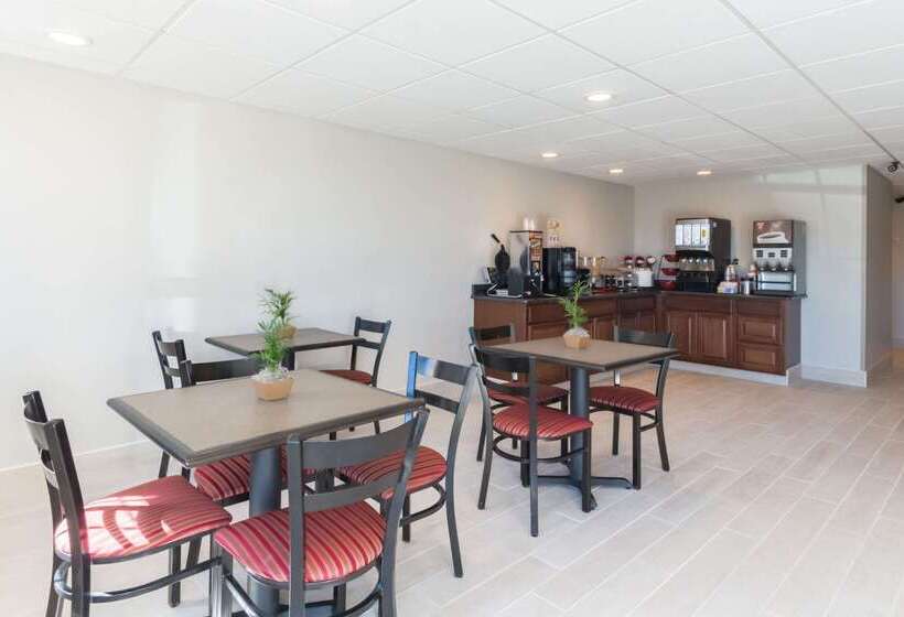 호텔 Econo Lodge Harrisburg Southwest Of Hershey Area