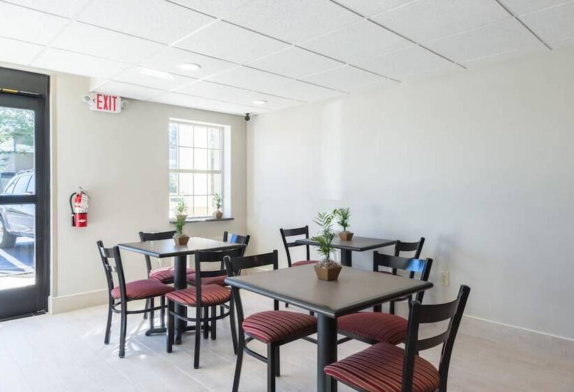 호텔 Econo Lodge Harrisburg Southwest Of Hershey Area