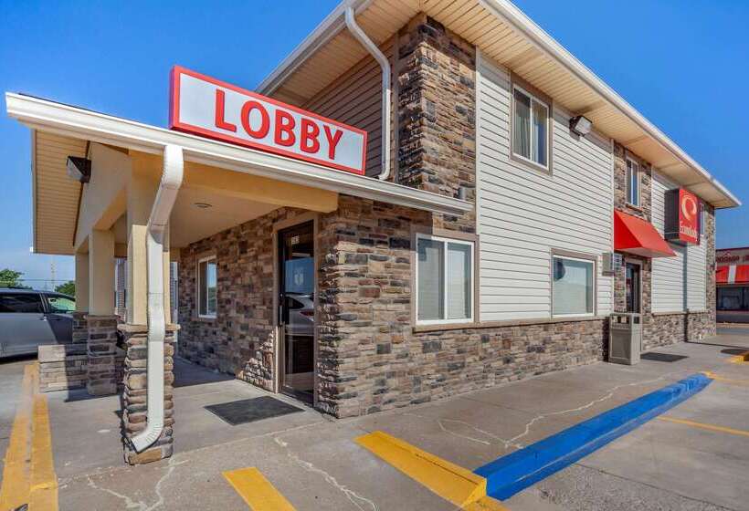 فندق Econo Lodge Hays I 70