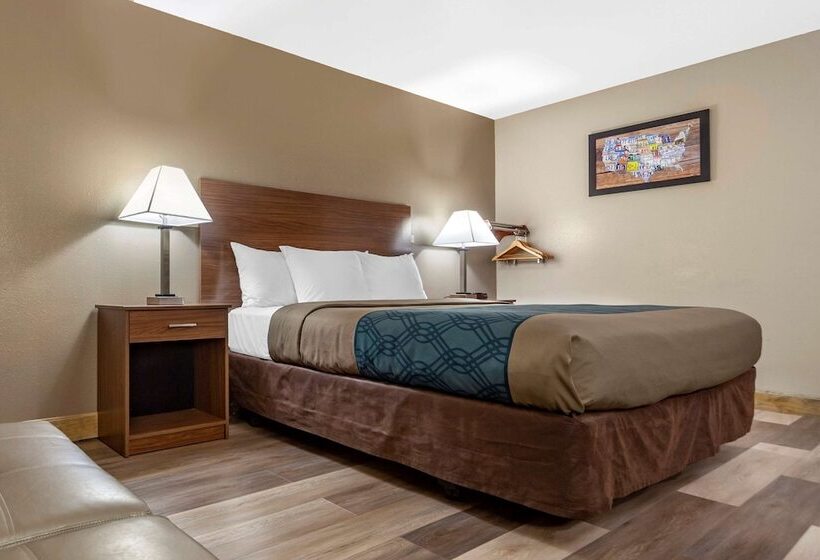 فندق Econo Lodge Hays I 70