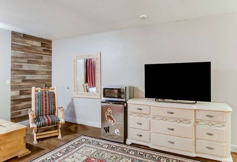 فندق Econo Lodge