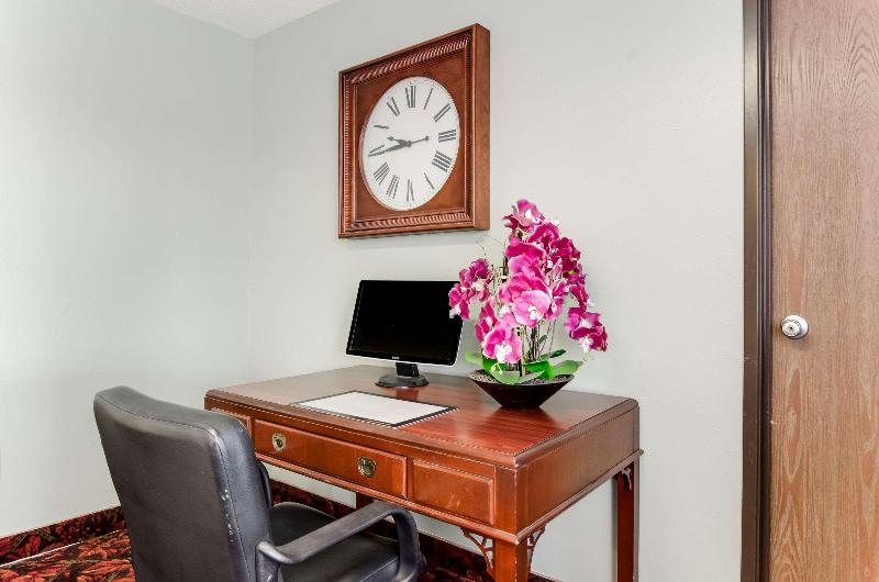 فندق Econo Lodge