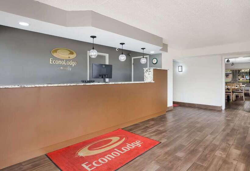 فندق Econo Lodge