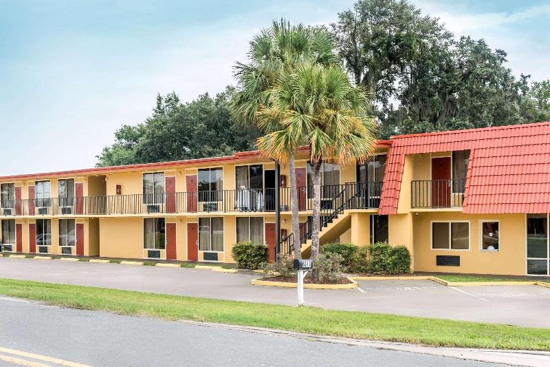 فندق Econo Lodge