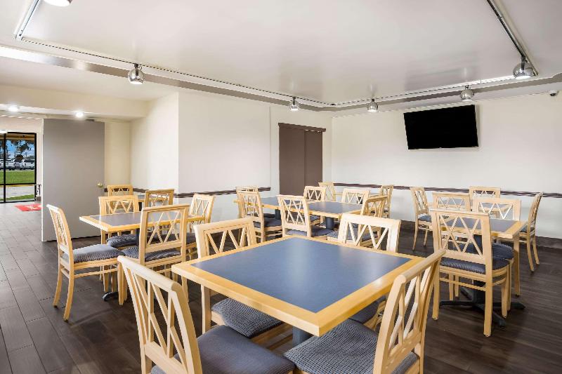 فندق Econo Lodge