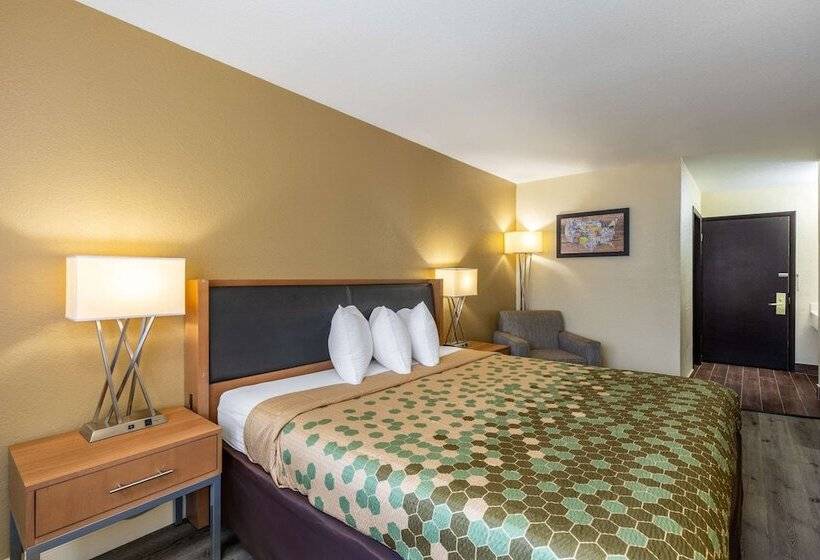 فندق Econo Lodge Madison East
