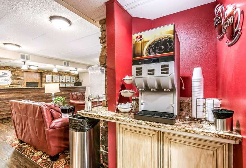 בית מלון כפרי Econo Lodge Mayo Clinic Area