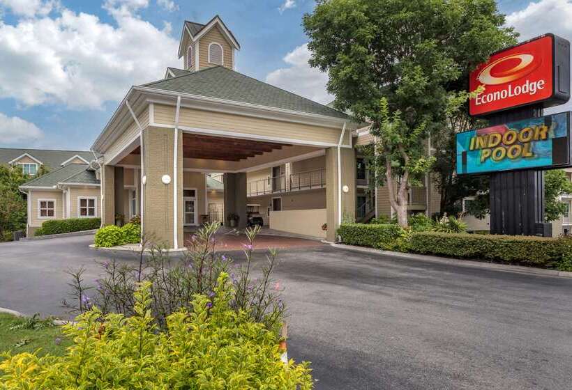 هتل Econo Lodge Pigeon Forge Riverside