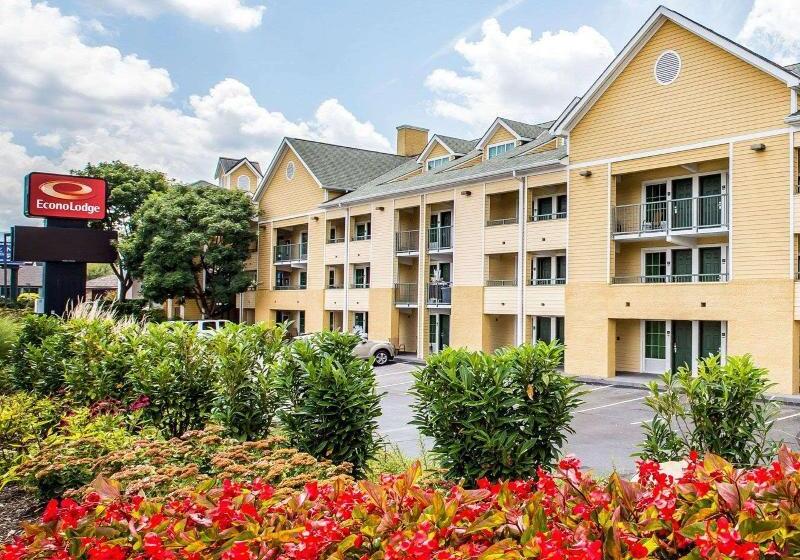 هتل Econo Lodge Pigeon Forge Riverside