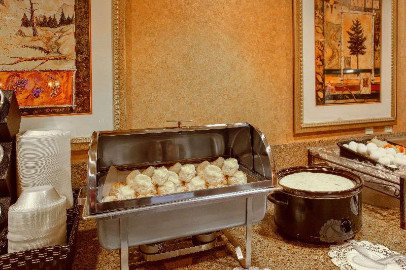 هتل Econo Lodge Pigeon Forge Riverside