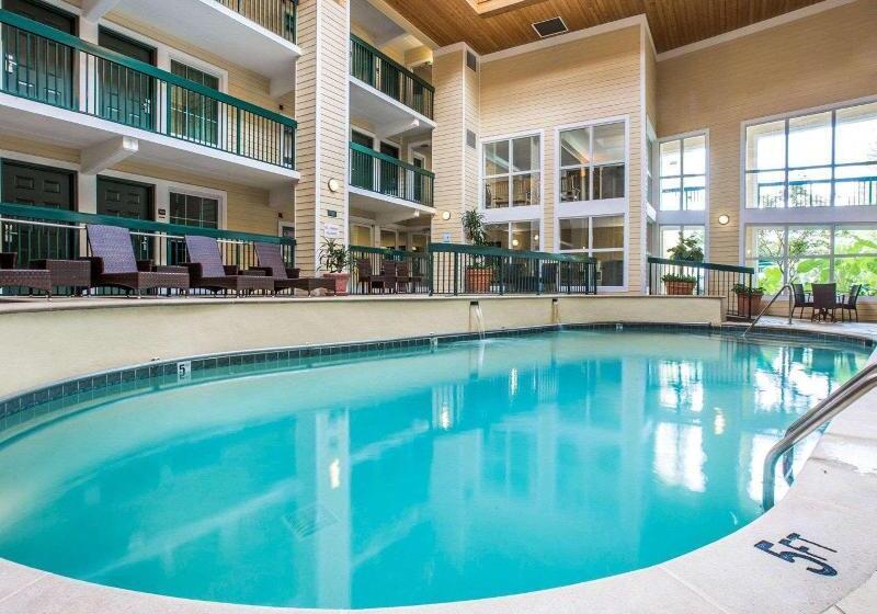 هتل Econo Lodge Pigeon Forge Riverside