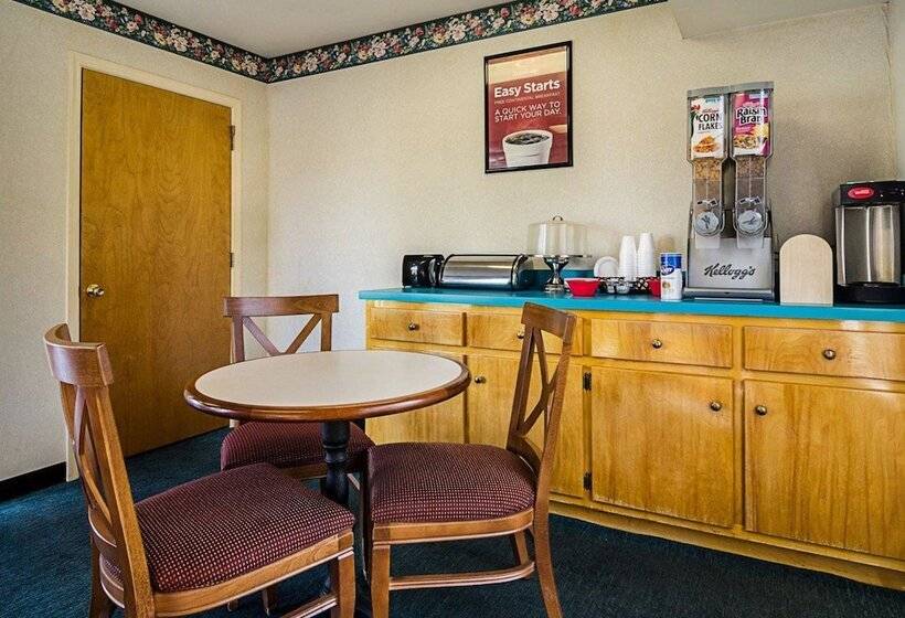 ホテル Econo Lodge