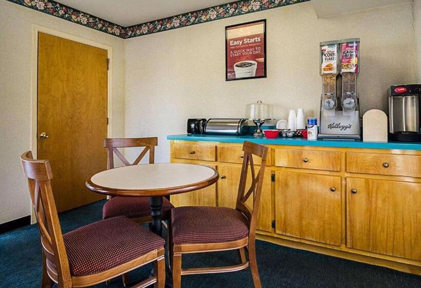 ホテル Econo Lodge