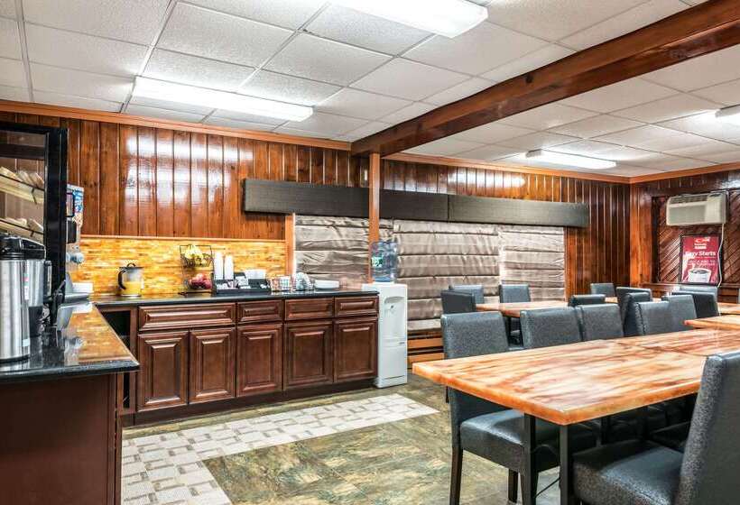 فندق Econo Lodge Rutland City Near Hwy 7