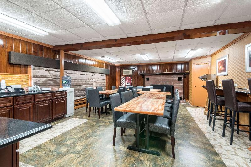 فندق Econo Lodge Rutland City Near Hwy 7