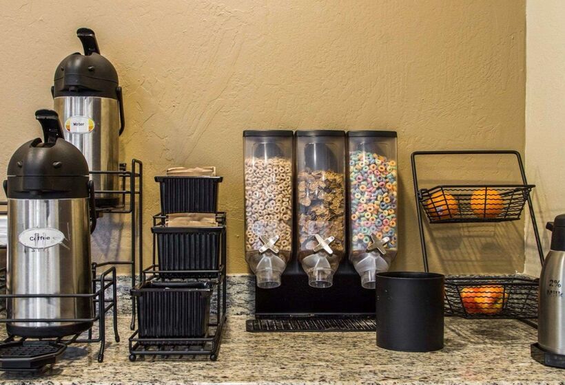 فندق Econo Lodge Sacramento Convention Center