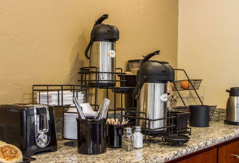 فندق Econo Lodge Sacramento Convention Center