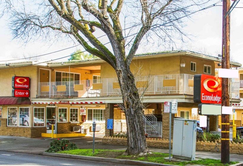 فندق Econo Lodge Sacramento Convention Center