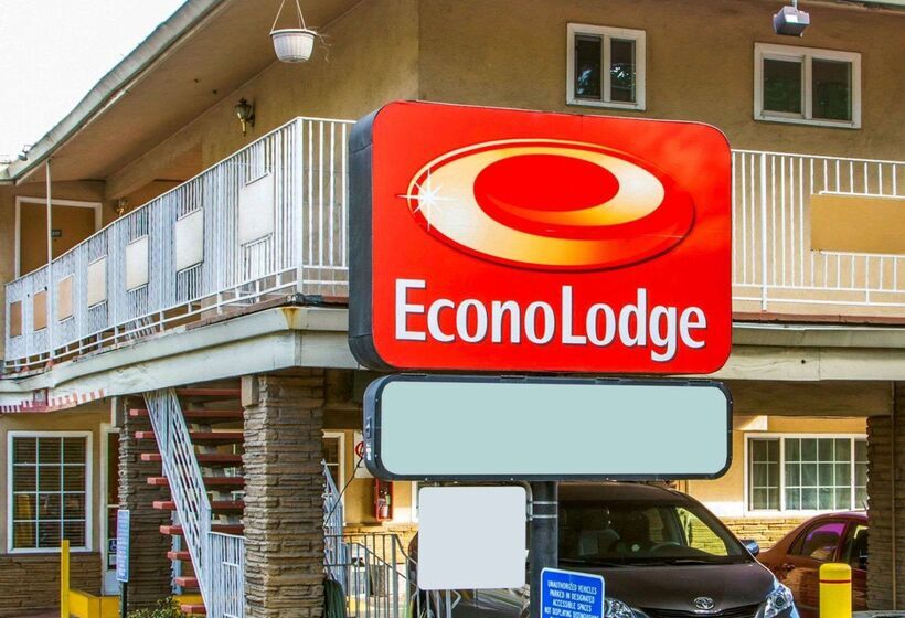 فندق Econo Lodge Sacramento Convention Center