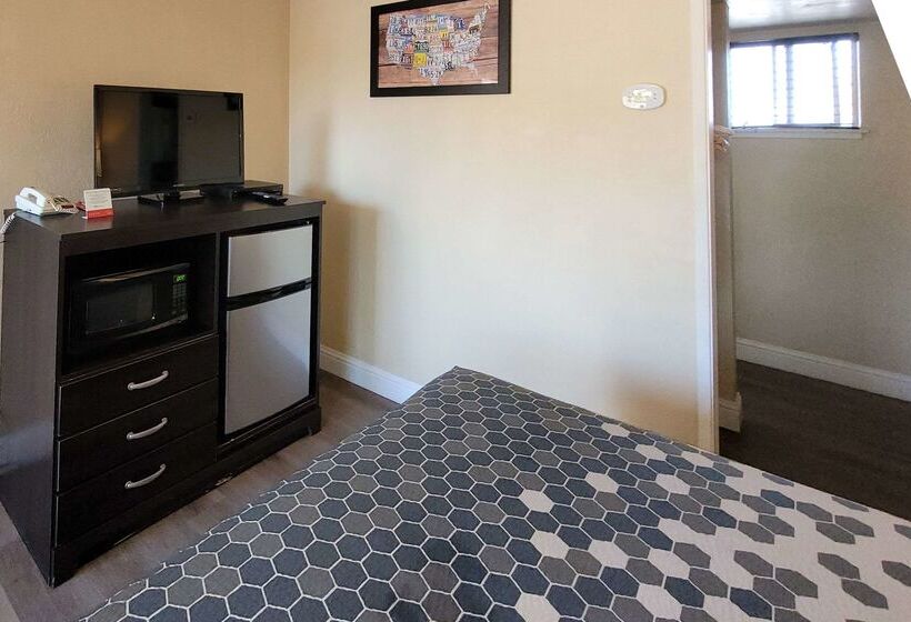 فندق Econo Lodge Sacramento Convention Center