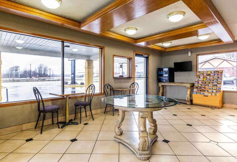 فندق Econo Lodge Seymour