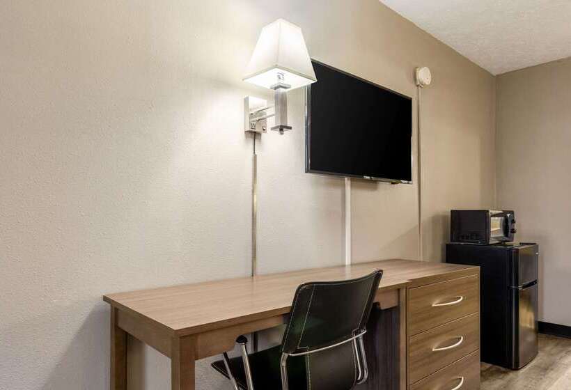 فندق Econo Lodge Seymour