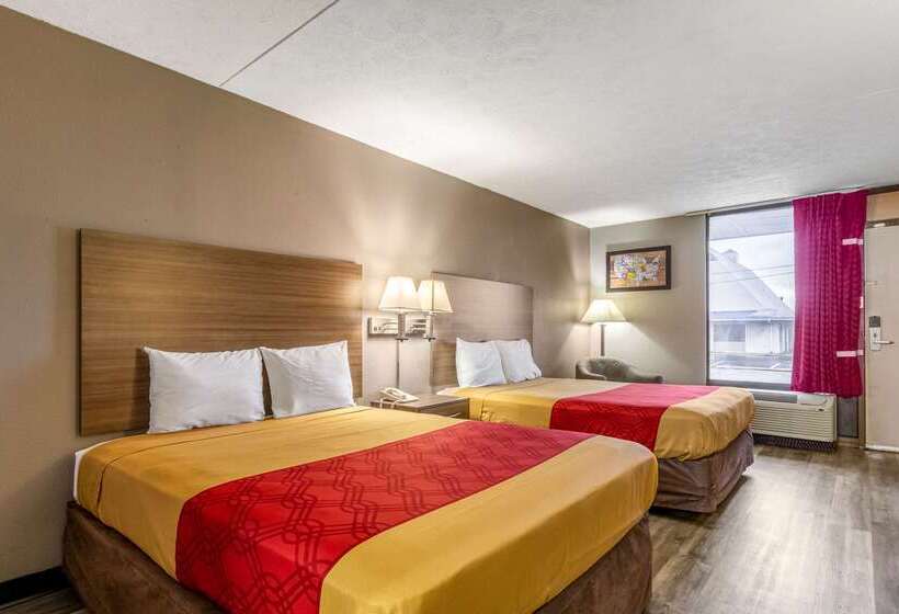 فندق Econo Lodge Seymour