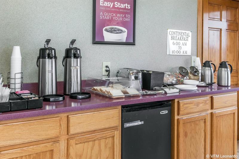 فندق Econo Lodge Seymour