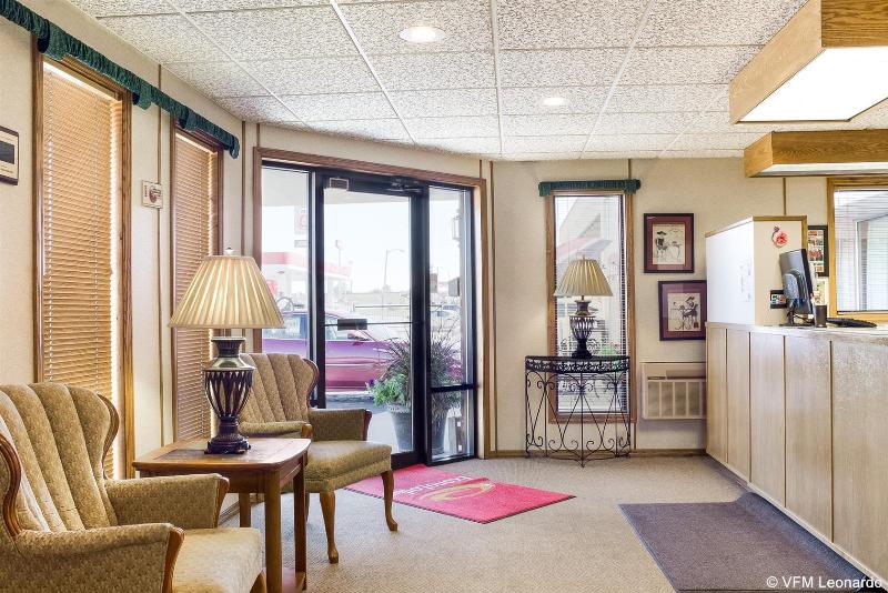 فندق Econo Lodge Wall