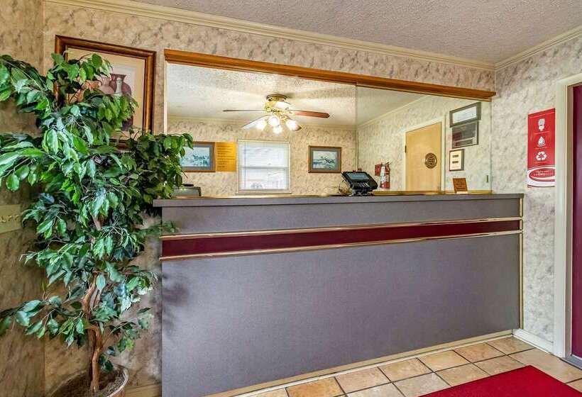 호텔 Econo Lodge Worthington