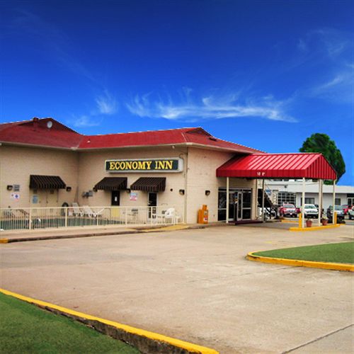 호텔 Economy Inn Conway