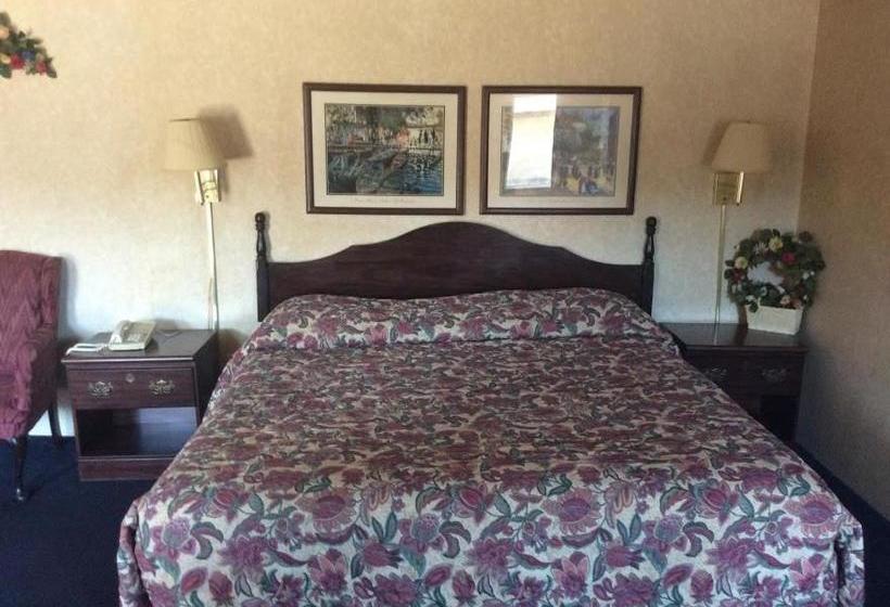 فندق Economy Inn