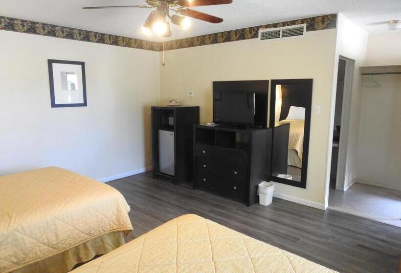 فندق Economy Inn