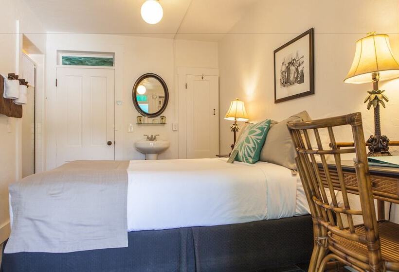 Отель Eden House