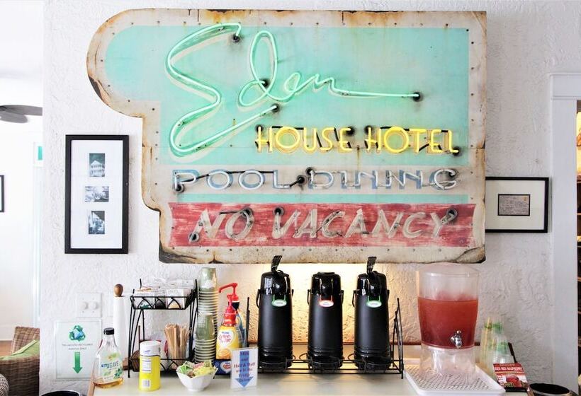 Отель Eden House