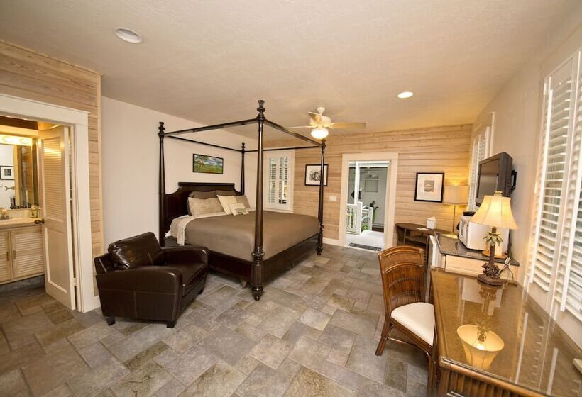 Отель Eden House