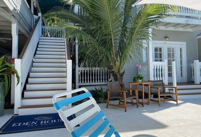 Отель Eden House