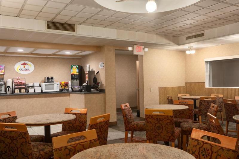 호텔 Fairbridge Inn Express Buffalo Airport Williamsville