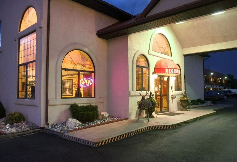 هتل Gateway Inn And Suites