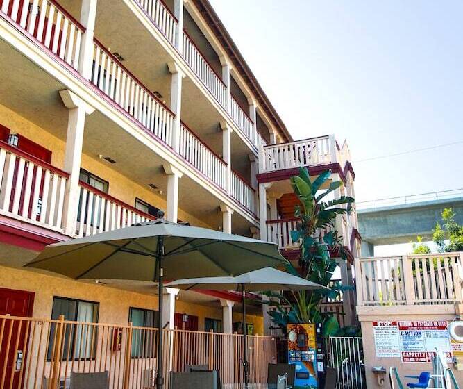 فندق Heritage Inn La Mesa