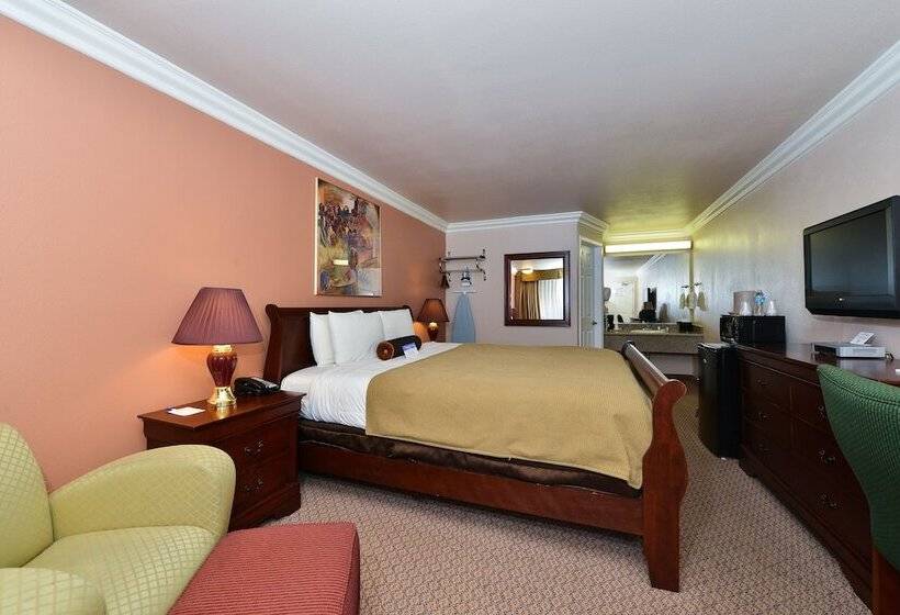 ホテル Inn By The Sfo