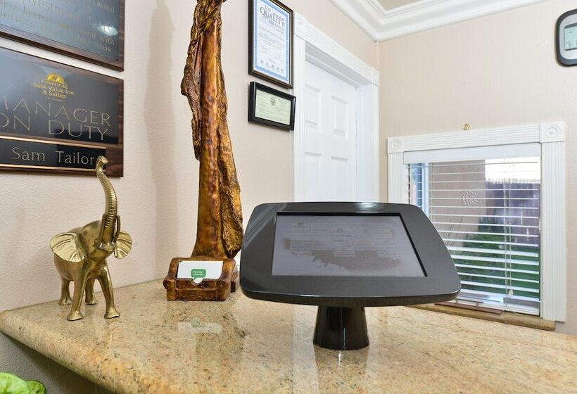 ホテル Inn By The Sfo